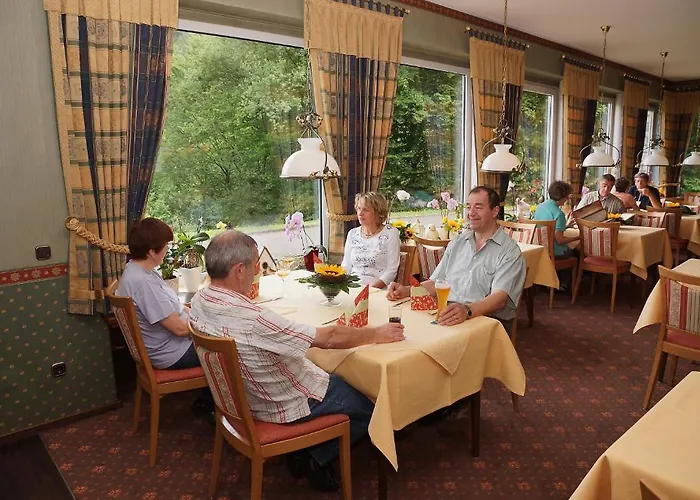 Hotel Restaurant Berghof 3*